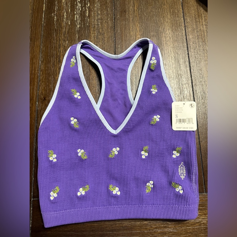 Free people movement cropped tank!